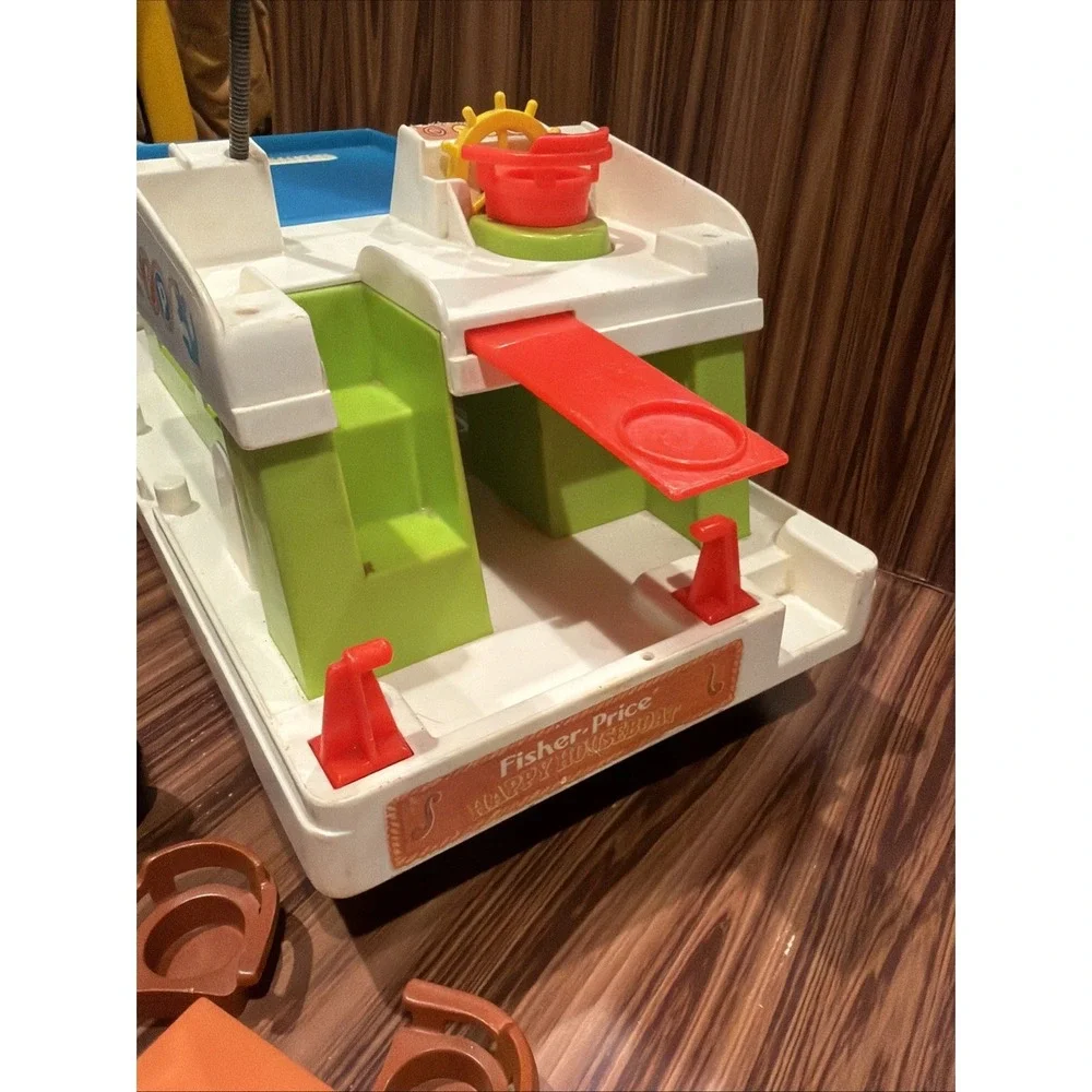 Vintage Fisher Price Little People Houseboat #985 Boat w/ Figures Dog Furniture